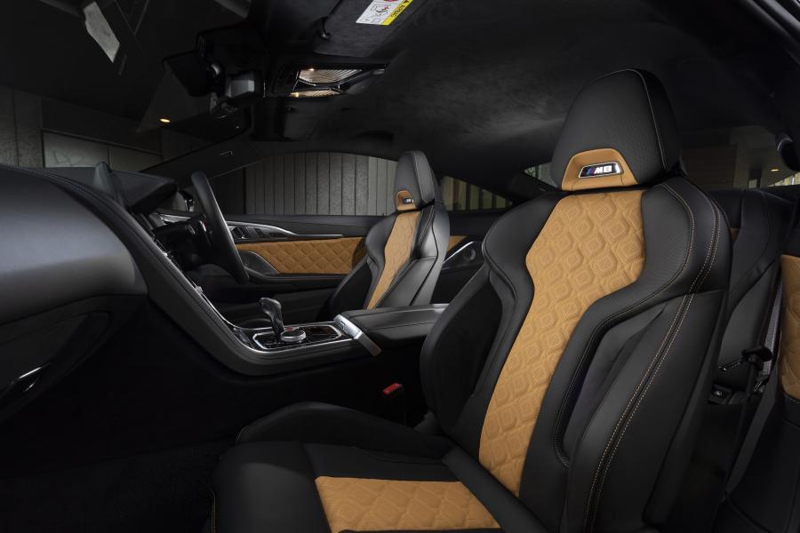 Интерьер BMW M8 Competition Coupe (F92) 2020 года  (AU) (фото 27 из 37)
